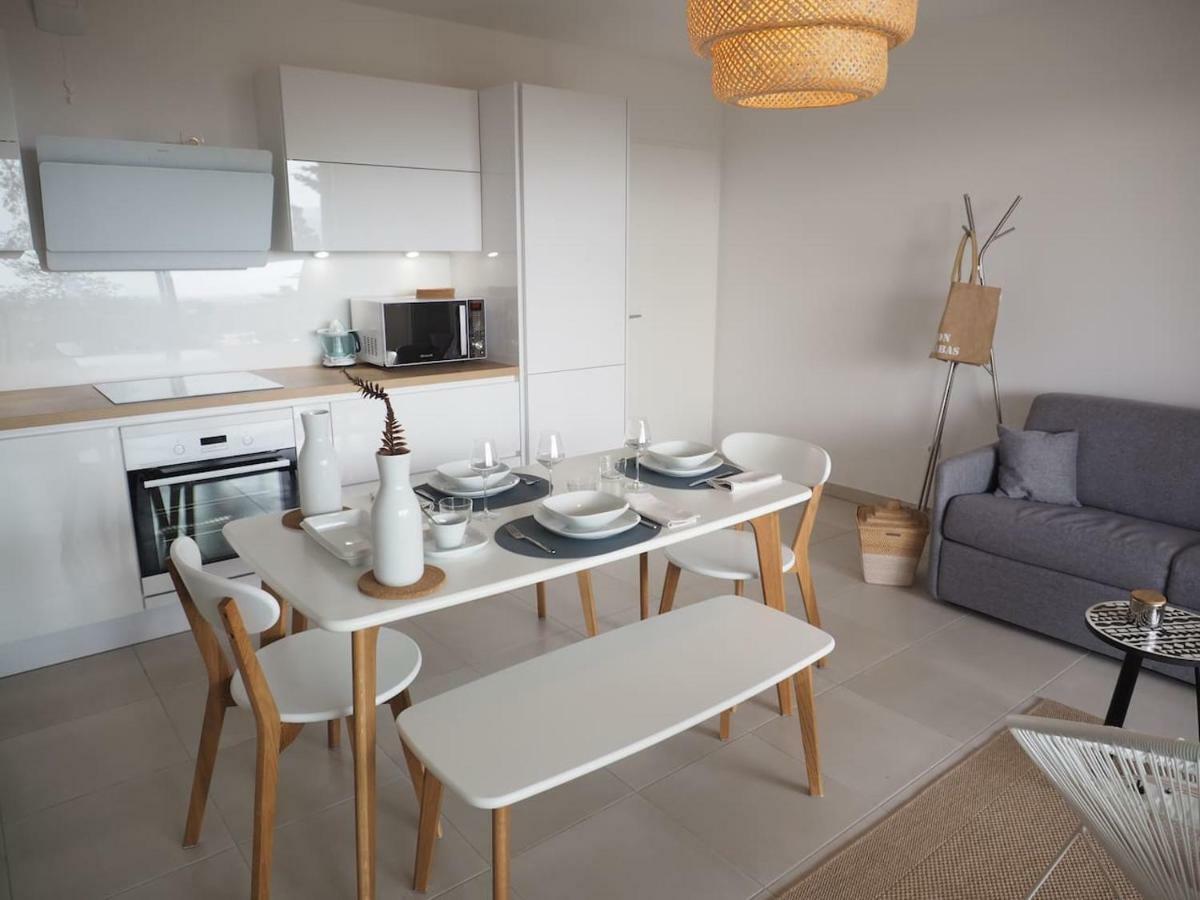 La Londe La Mer : Appartement Proche Plages & Vue Superbe Sur Les Iles D'Or المظهر الخارجي الصورة